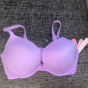 Victoria’s Secret purple bikini top new with tags size 38d